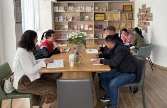“隙光”书局与杂志：用文学为残障人士点亮生命之光