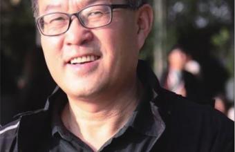 汪泉：何以家国，唯笔下光焰