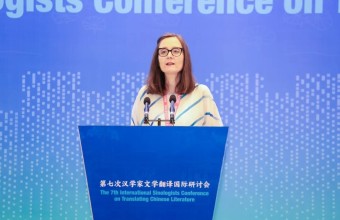 雪莲：文学以奇妙的方式可以带来重要的变化