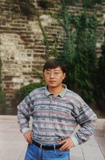 美好的此刻——吴晨骏诗选