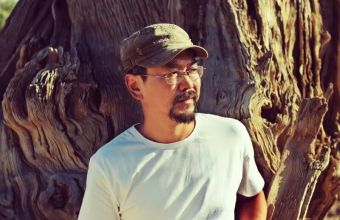 沈苇、江离：诗歌要有一颗“体验他人”之心