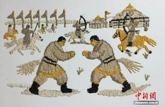  敖汉小米粒开出“艺术之花”：粟香在指尖绽放