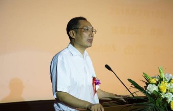 风宇书评｜打破咏月诗的窠臼：曹剑笔下的“俗美”为何动人？
