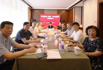 王传顺诗集《姿势、手势与语势—一位退休交警的诗歌标准》作品研