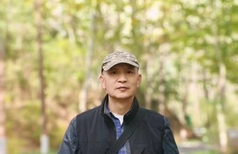 去山顶点燃篝火——人邻诗十首